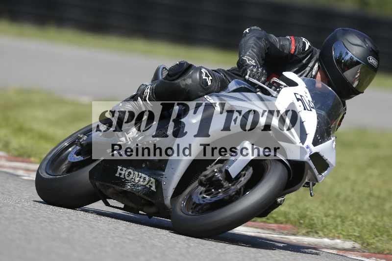 /44 09.08.2025 Plüss Moto Sport ADR/Freies Fahren/504